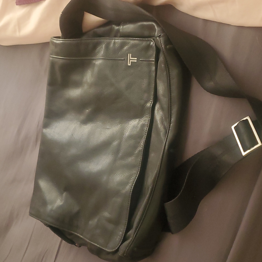 Tumi laptop cross body bag black leather